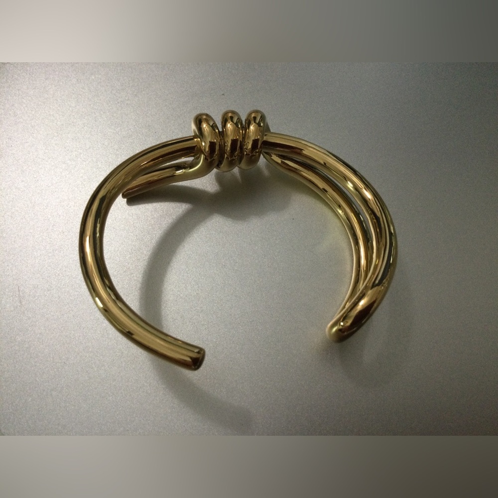 Brand New - Knot Bracelet